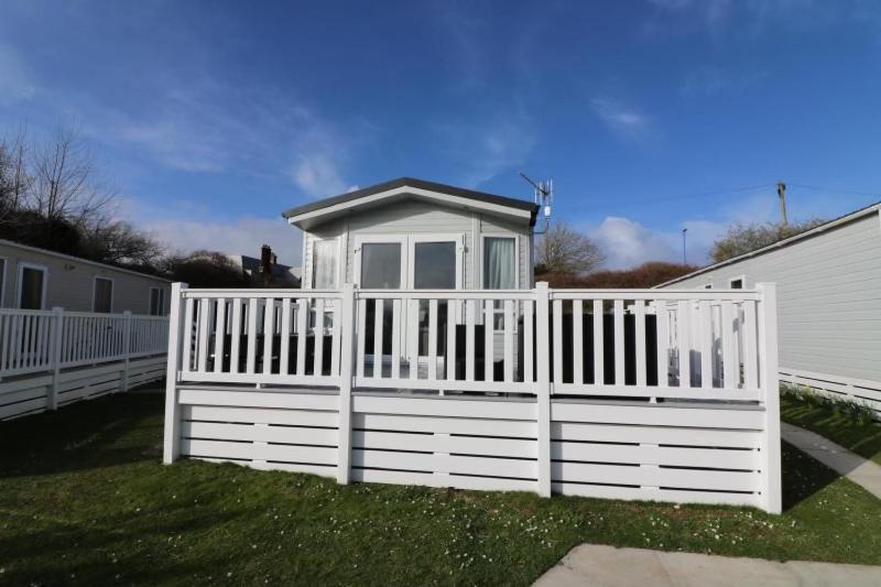 The Willows Selsey Exterior photo